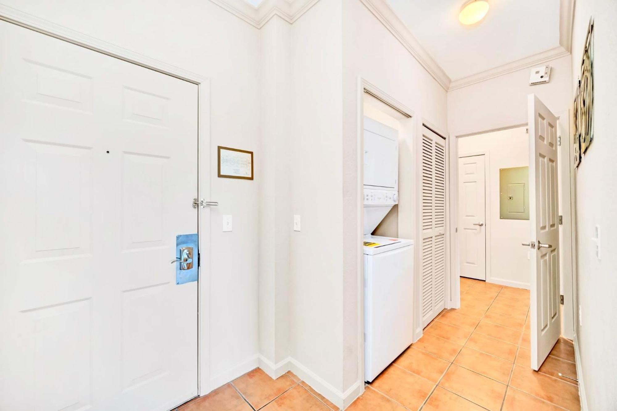Stunning 2Br Condo With Hot Tub And Pool, Near Disney! Орландо Экстерьер фото